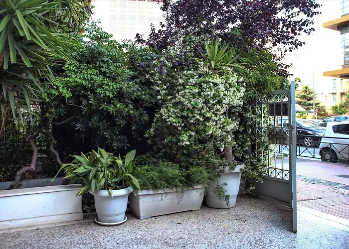 Best Neighbourhood In Athens Near Metro Station & Hospitals